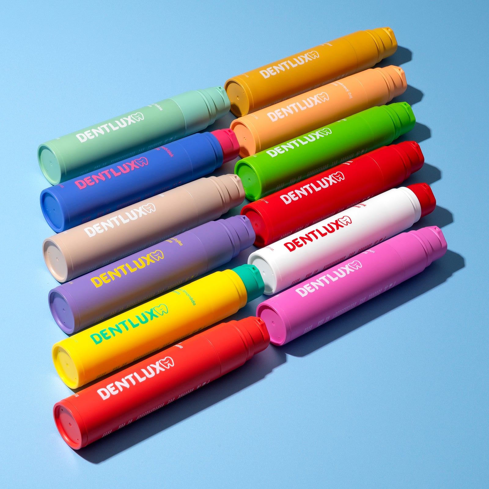 Dentlux balíček 12 ochucených zubních past + 4 nanokartáčky zdarma